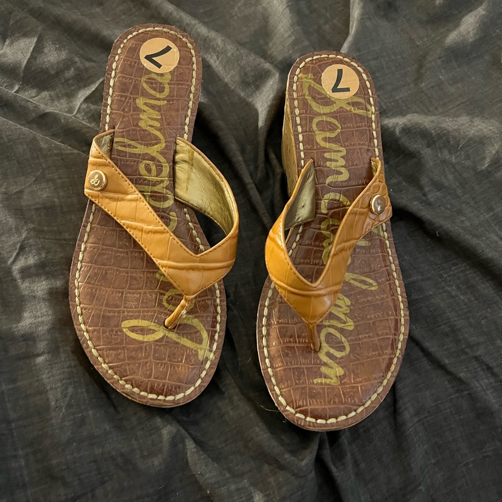 Wedge sandals size 7